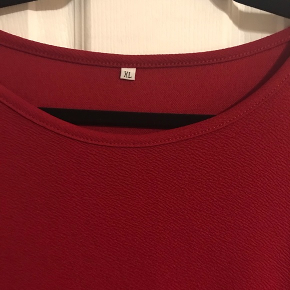 Red dress - Picture 2 of 4